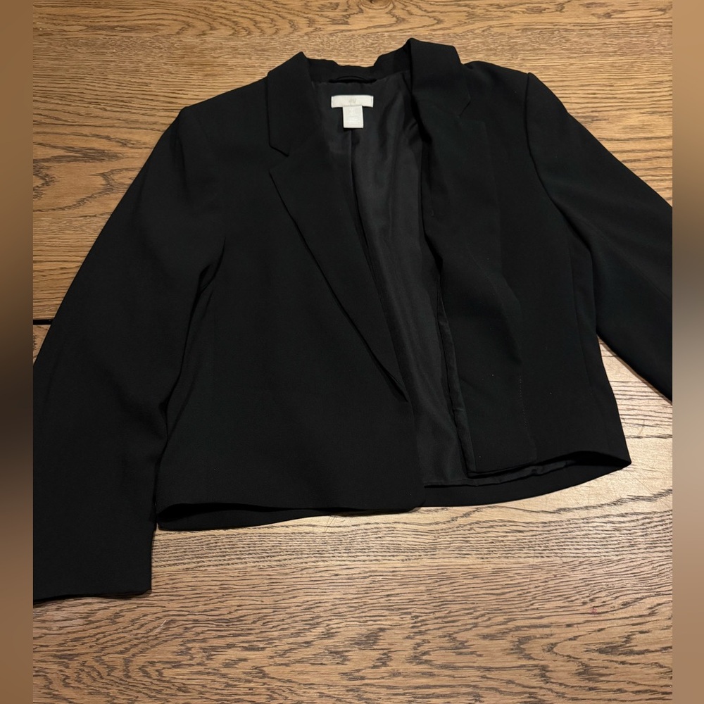 H&M Cropped Black Blazer Size S